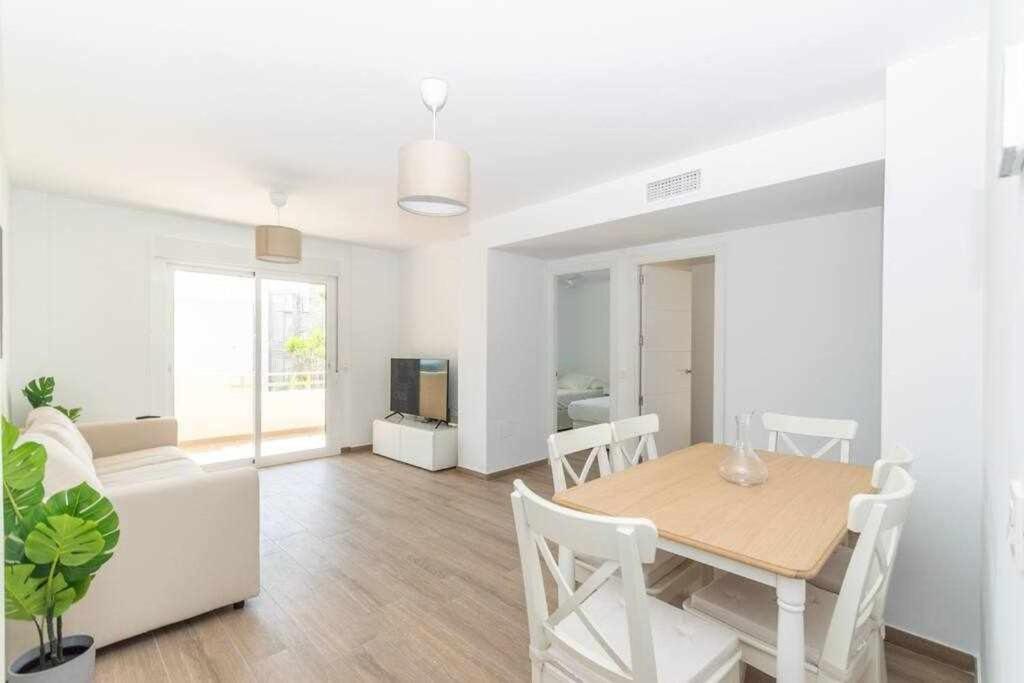 Santa Marta Al Lado De Los Servicios Y De La Playa Benalmádena Exteriér fotografie