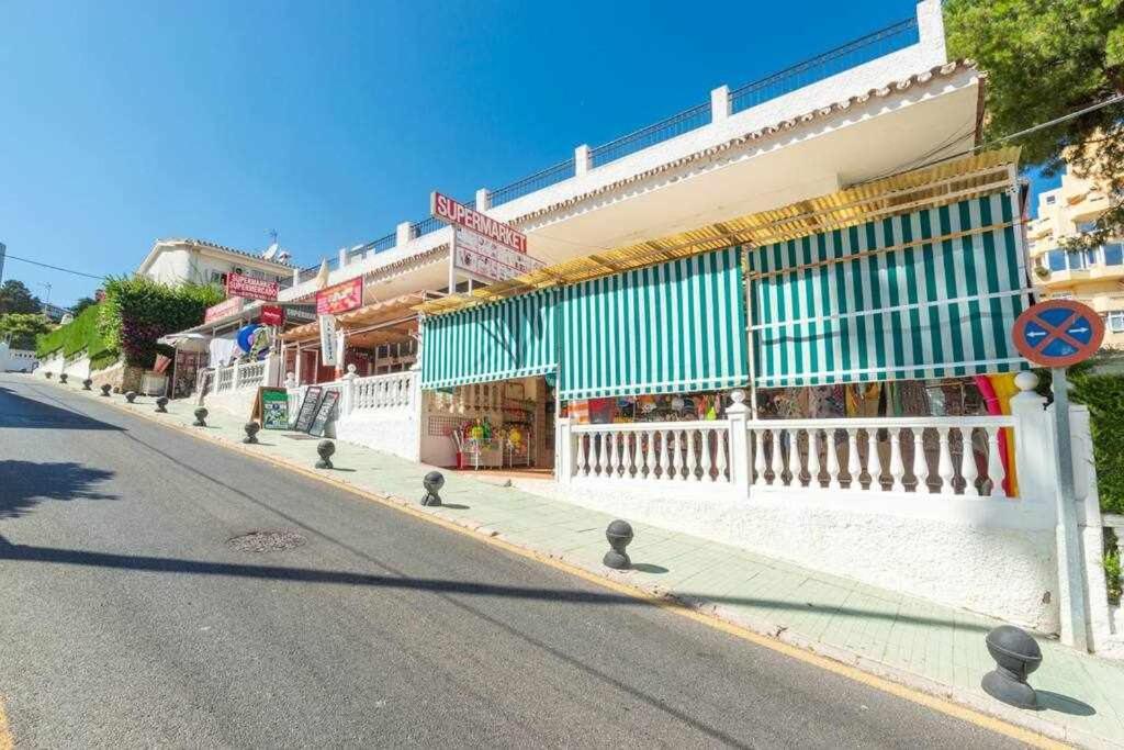Santa Marta Al Lado De Los Servicios Y De La Playa Benalmádena Exteriér fotografie