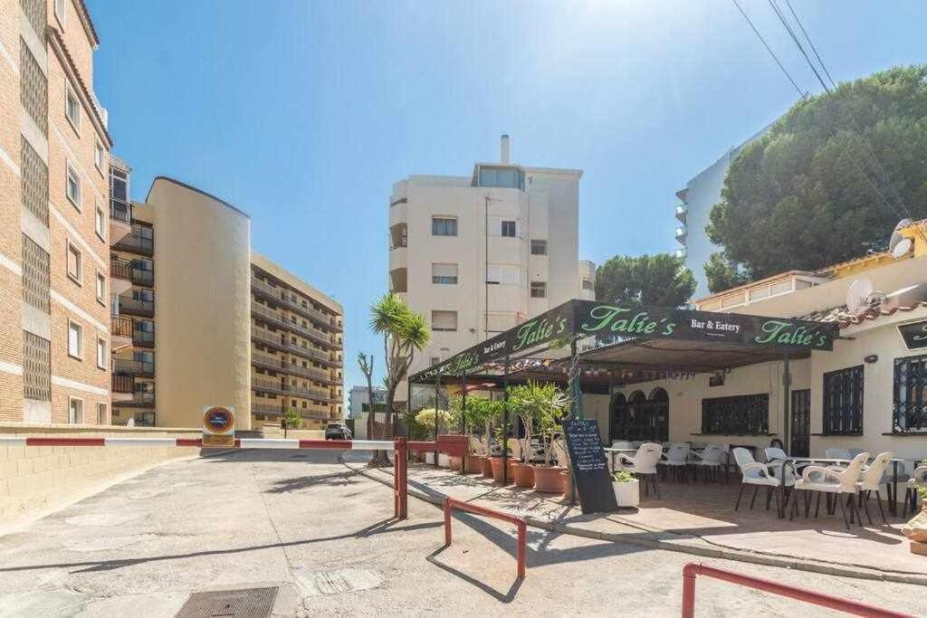 Santa Marta Al Lado De Los Servicios Y De La Playa Benalmádena Exteriér fotografie